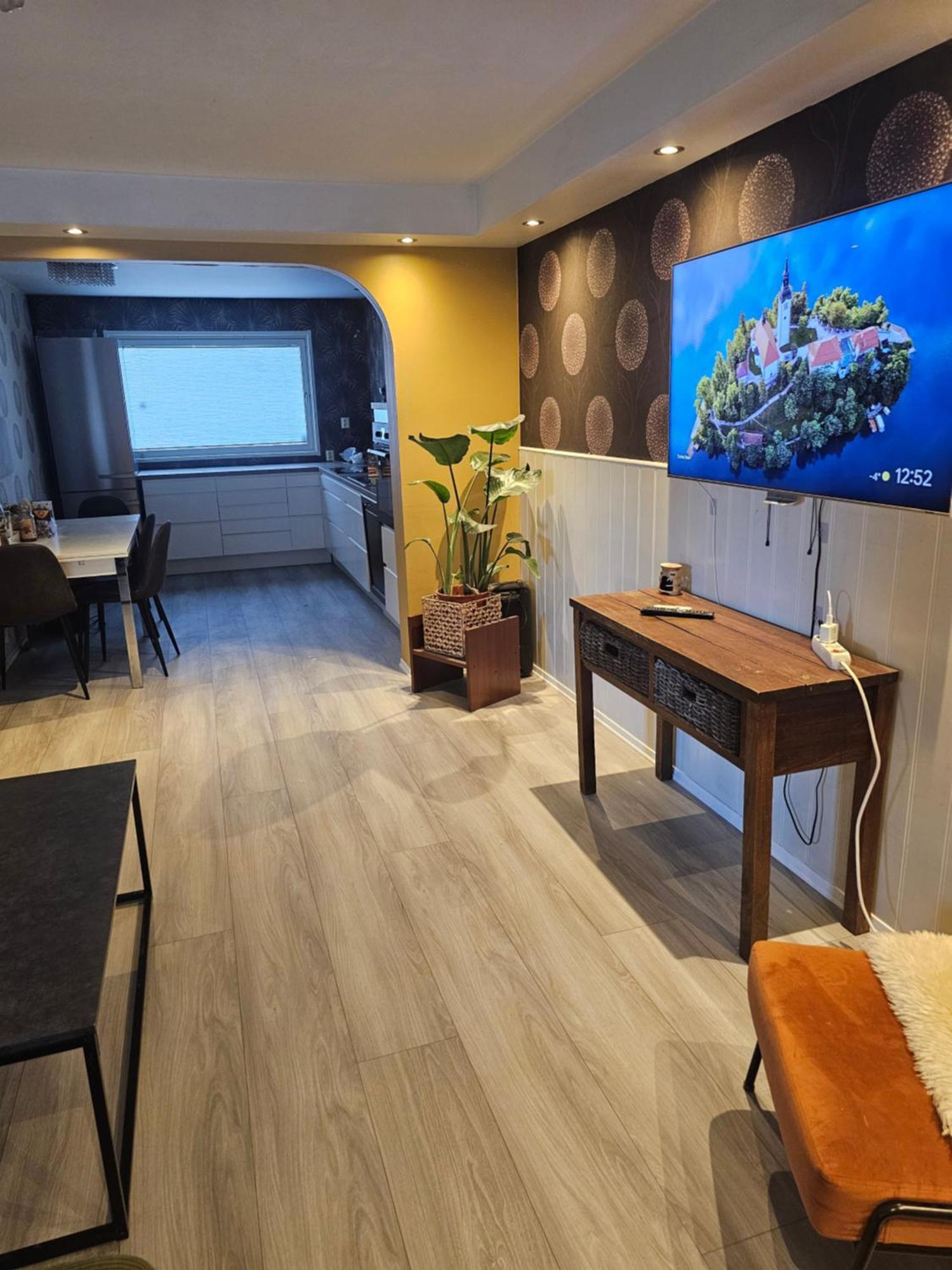 Full Privacy Townhome In Oslo With Wifi ภายนอก รูปภาพ